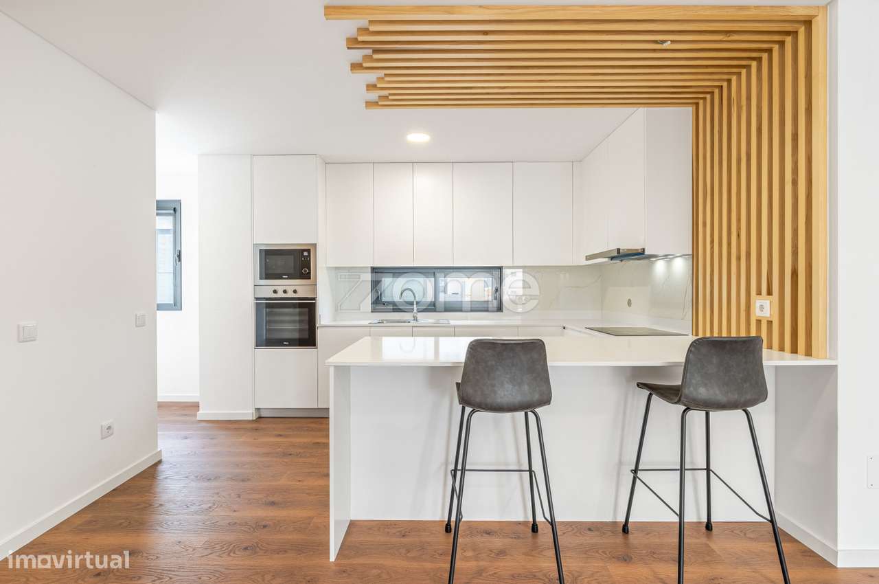 Apartamento T2 novo no centro do Caniço-30