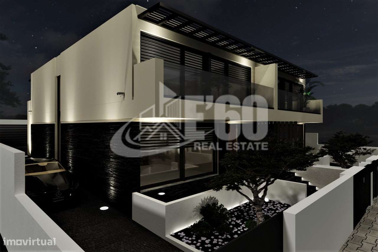 MORADIA T3 C/ PISCINA EM SÃO FELIX DA MARINHA-41