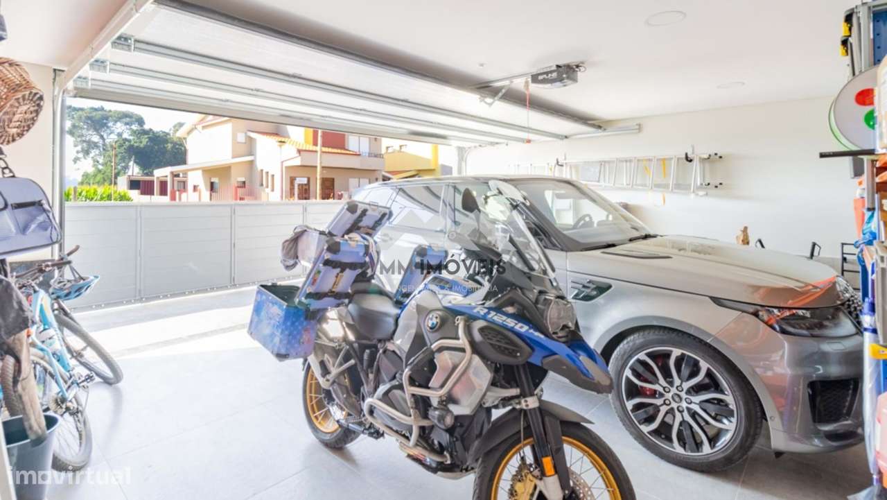 Moradia | T4 | Piscina | Maia-36