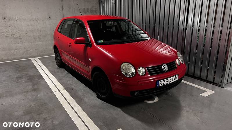 Volkswagen Polo - 1