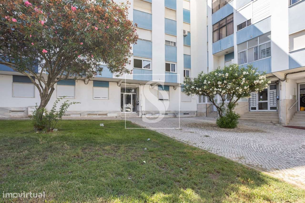 Apartamento T3 Venda em Seixal, Arrentela e Aldeia de Paio Pires,Seixa-38