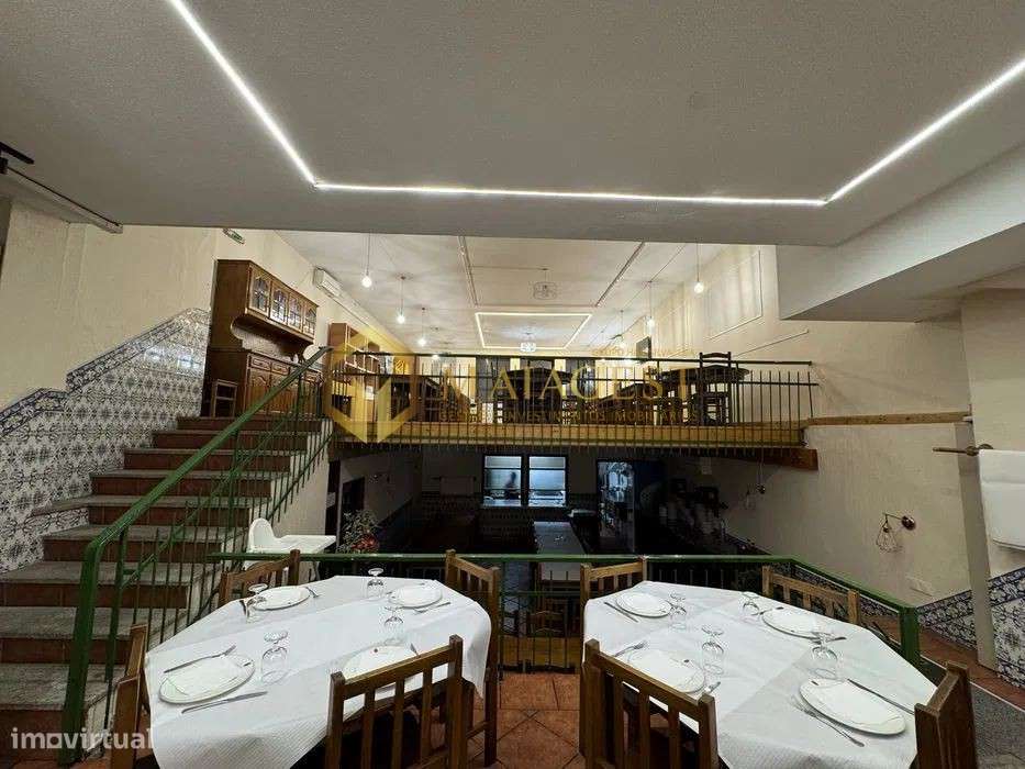 Restaurante equipado para Trespasse na Rua de Santa Catarina - Grande imagem: 4/7