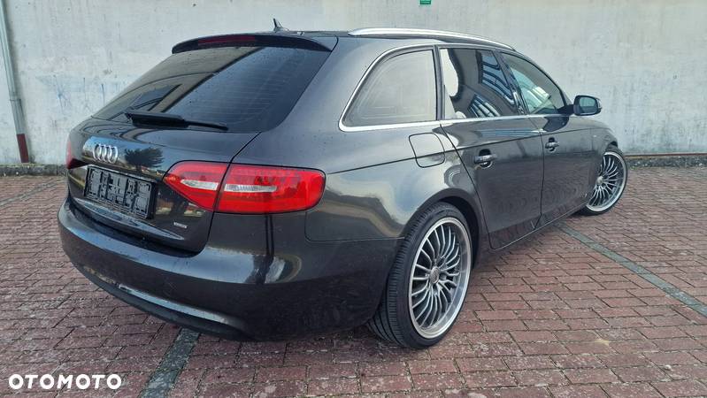 Audi A4 Avant 2.0 TDI DPF quattro S line Sportpaket - 3