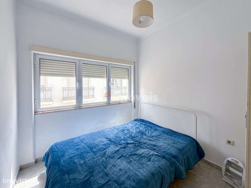 Apartamento T3 remodelado no centro de Abrantes-5