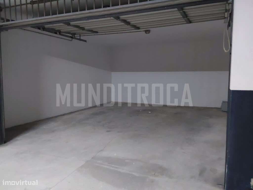 Apartamento T4 Nogueiró-10