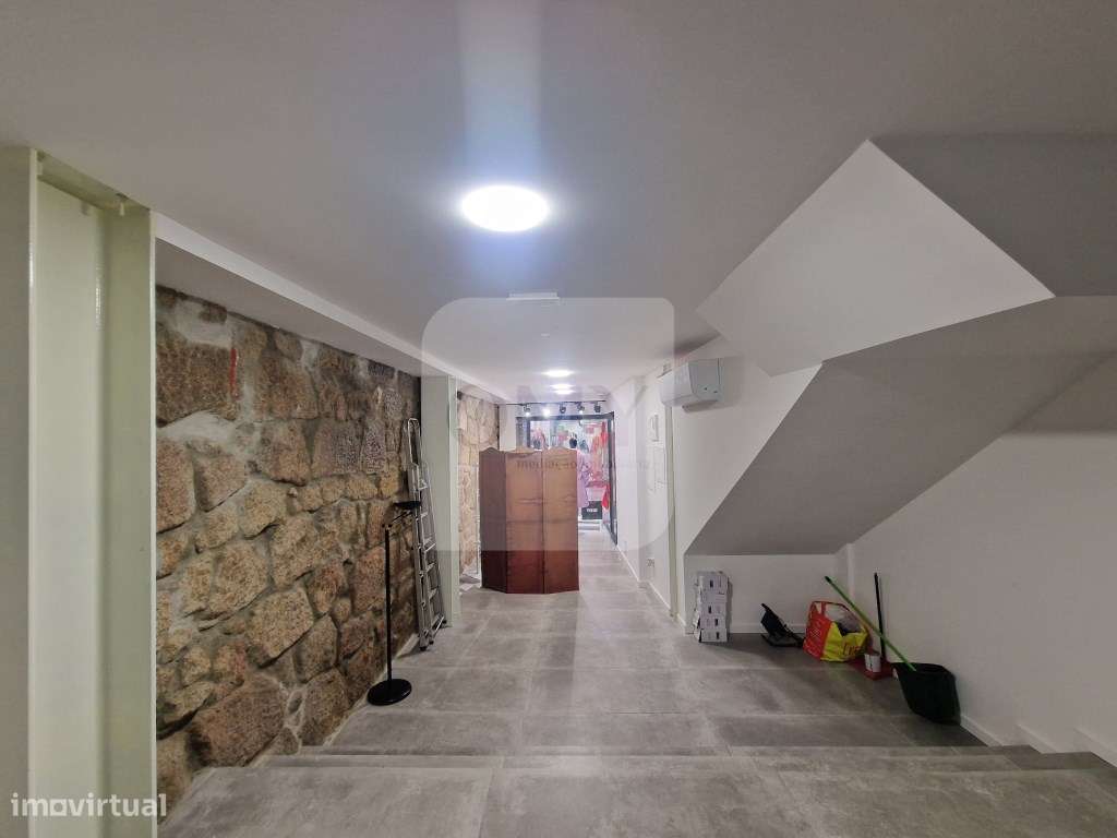 Loja no Centro Histórico de Vila Real - Grande imagem: 3/6