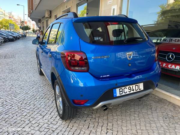 Dacia Sandero 0.9 TCe Stepway - 8