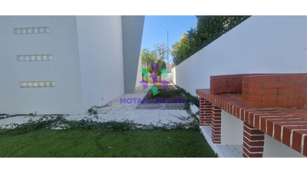 Fantástica Moradia Sesimbra-7