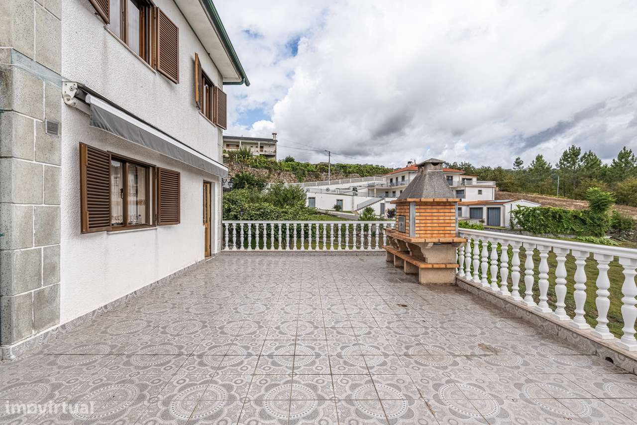 Moradia Isolada T3 Póvoa De Lanhoso Travassos-34