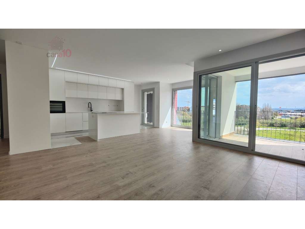 Duplex T3+1 para venda, em construção, em zona de referência no Mon... - Grande imagem: 2/23