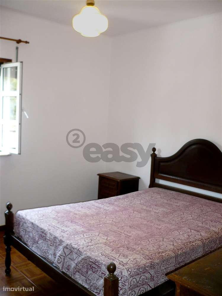 Moradia T2 em Covas com 500m² de Terreno | V.N. Cerveira-13