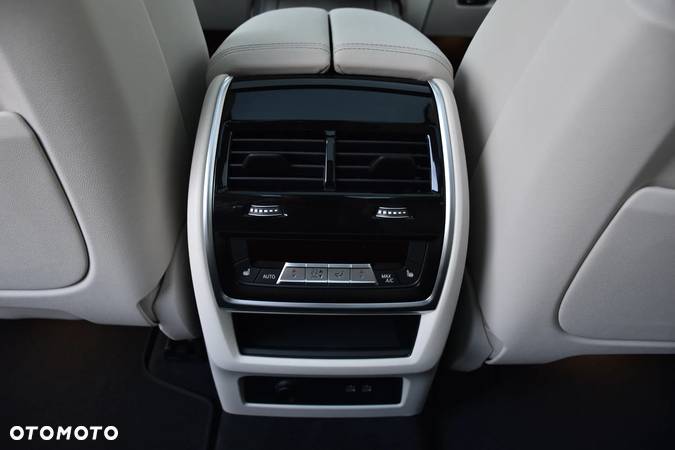 BMW X7 xDrive40d mHEV - 20