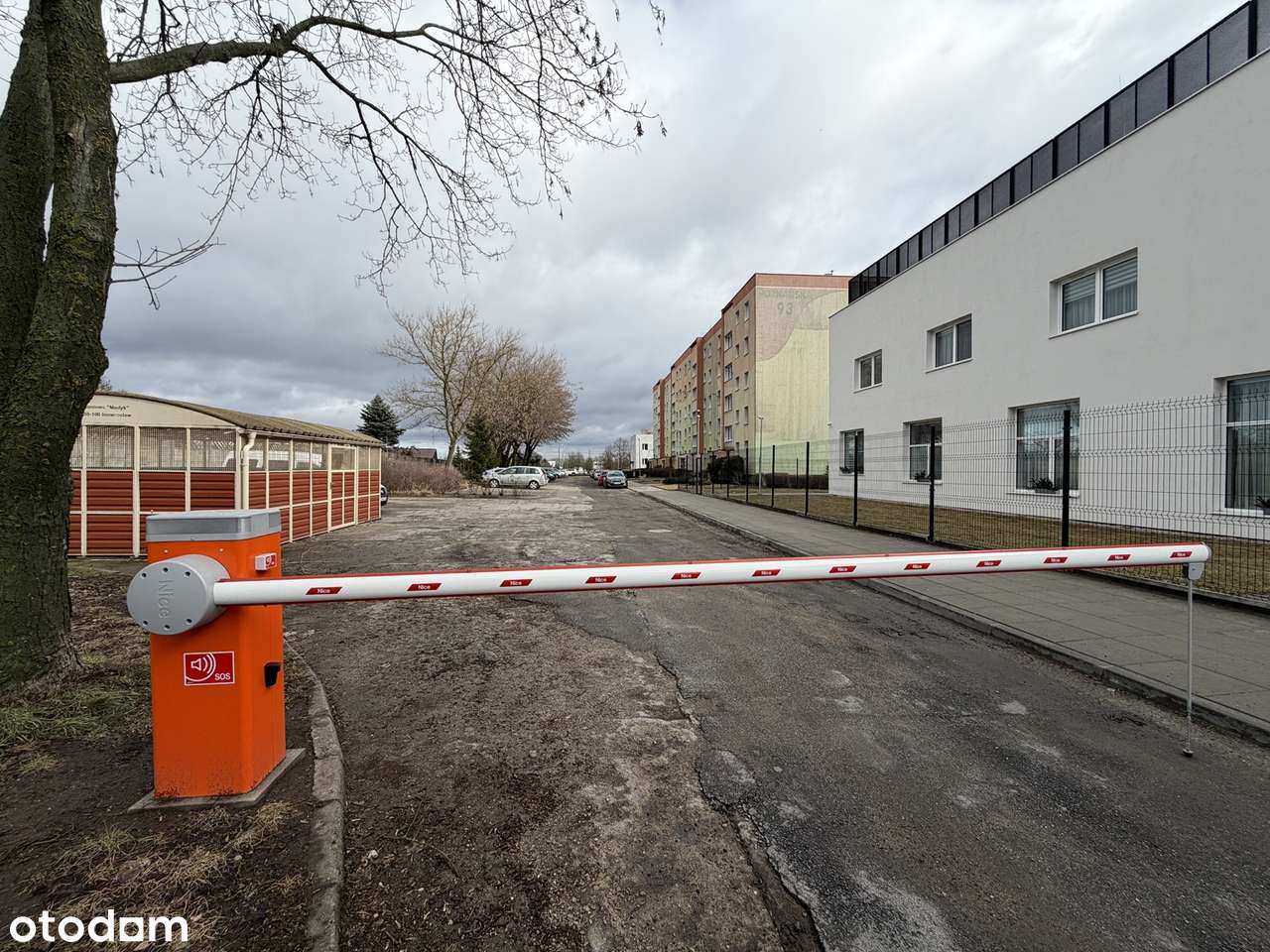 3 pokoje o pow.61m2 na II piętrze! Loggia! Parking za szlabanem!-1