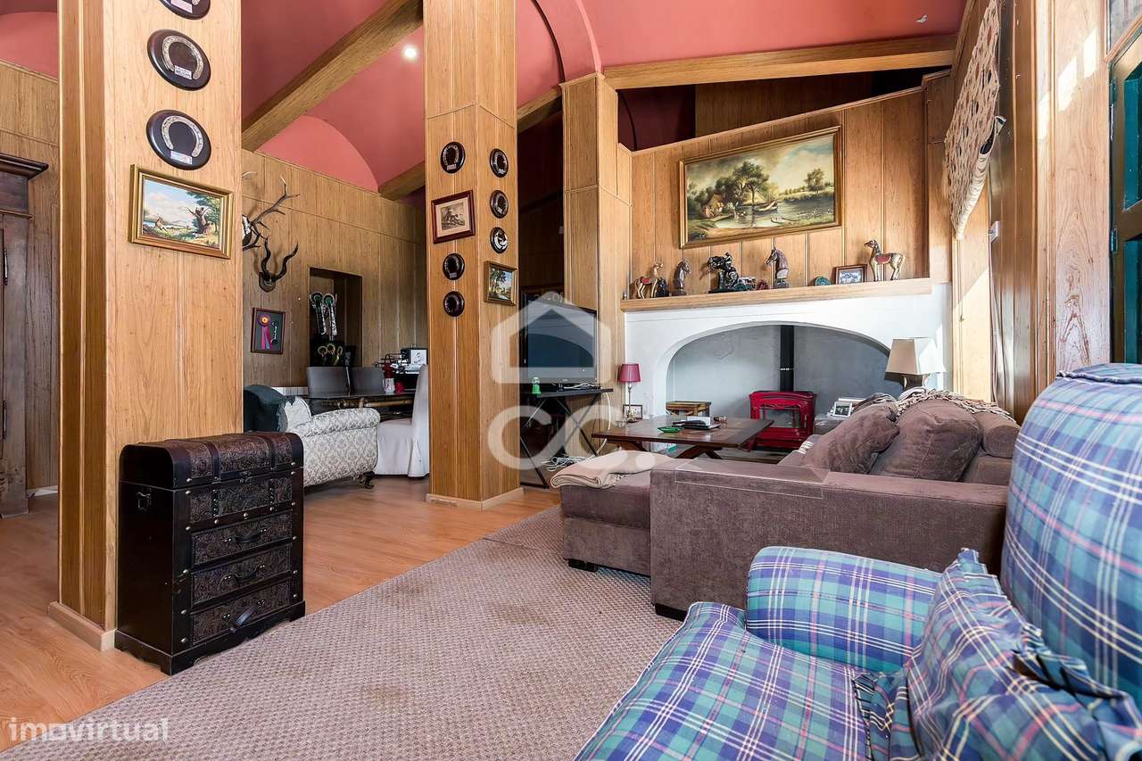 Palacete de inspiração neoclássica francesa com jardim botânico de Jea-46