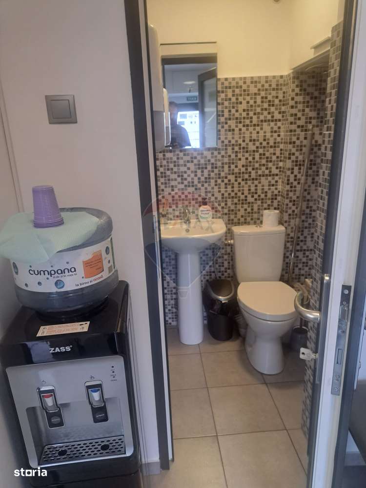 Clinică stomatologică la cheie de închiriat sau de vânzare - Imagine principală: 4/7