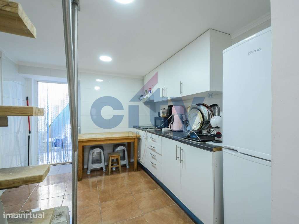 Moradia T2 c/ Terraço e Espaço Exterior | Tramagal, Abrantes-8