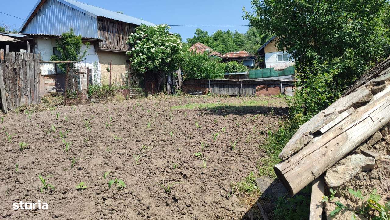 Luizi Calugara, teren intravilan in centru - Imagine principală: 5/6