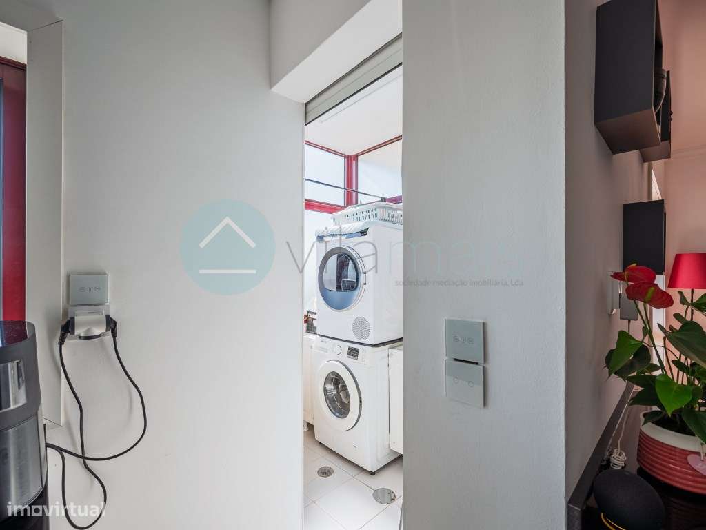 T2 à Venda na Areosa, Porto | Renovado, Garagem e Vista Mar-12