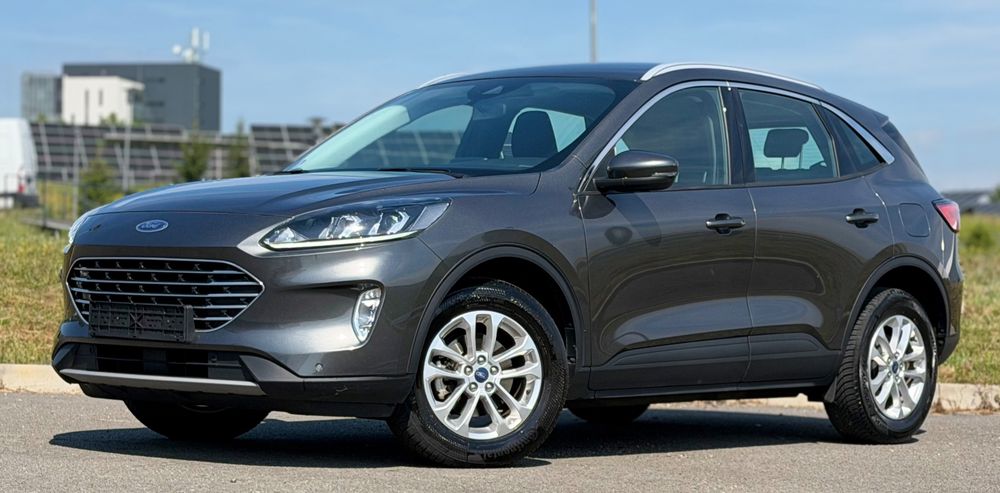 Ford Kuga III [2019 - Prezent] 2.5 Duratec FHEV TITANIUM 2023