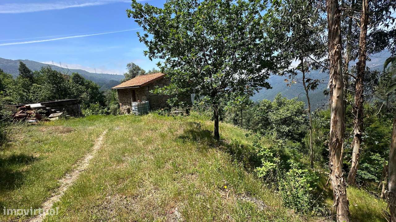O Refúgio Perfeito no Topo do Gerês: Onde o Silêncio Encontra a Imens-23