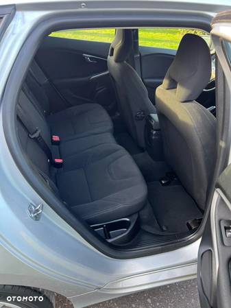 Volvo V40 CC D2 Base - 20