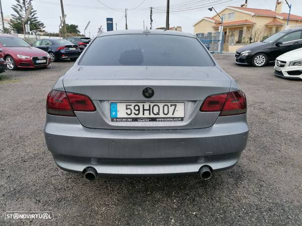 BMW 335 d Coupe Aut. - 8