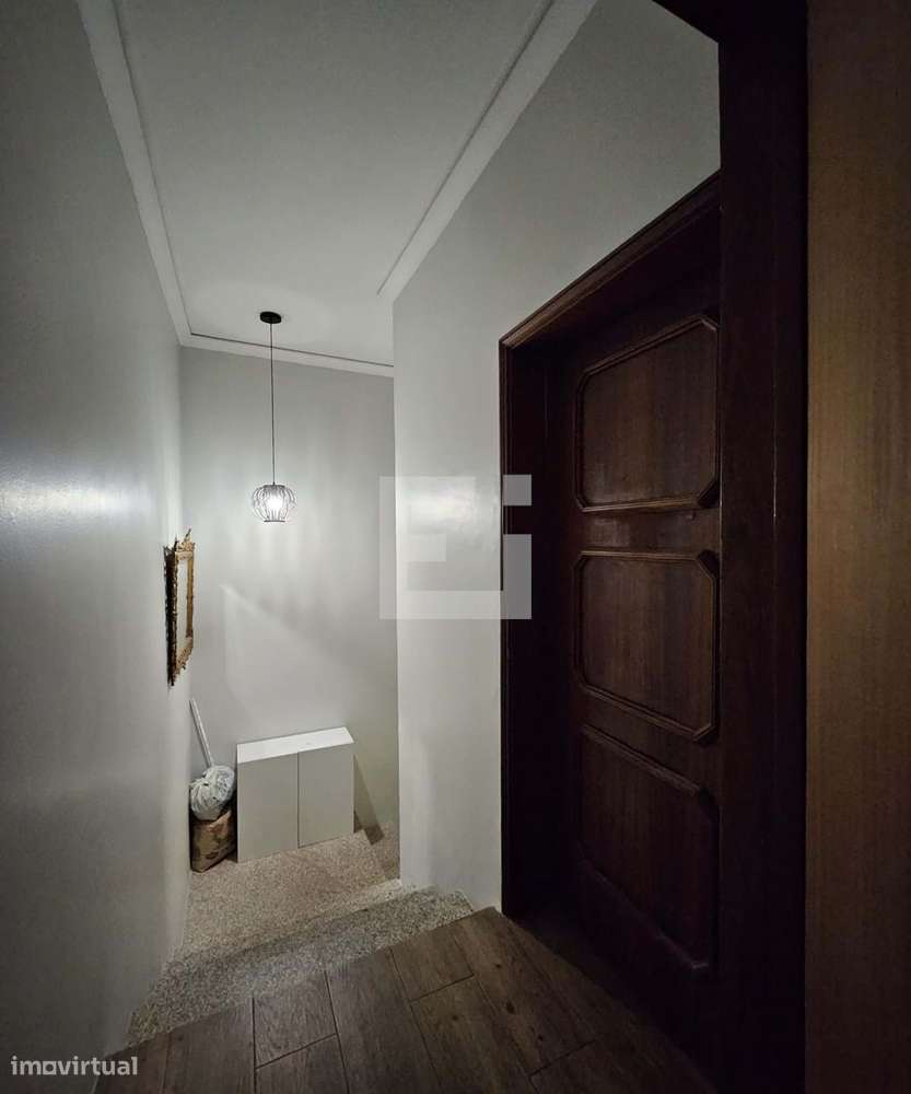Andar moradia com 2 entradas independentes para 2 apartamentos T3 em M - Grande imagem: 5/19