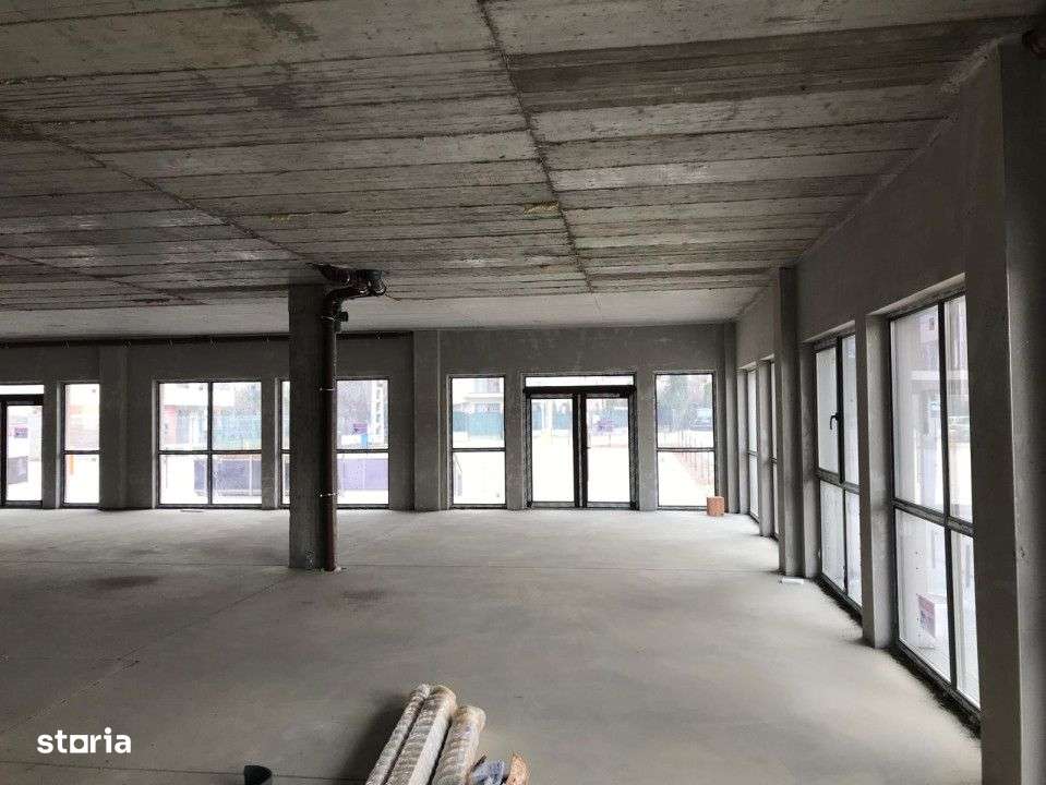 Spatiu comercial de inchiriat - Imagine principală: 2/9