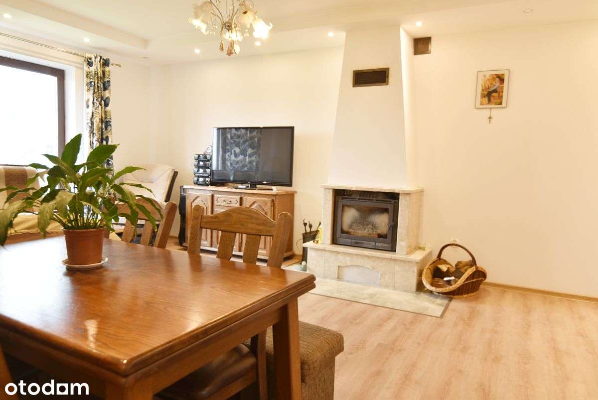 Wolnostojący Dom Z Garazem - Pełny obrazek: 5/17