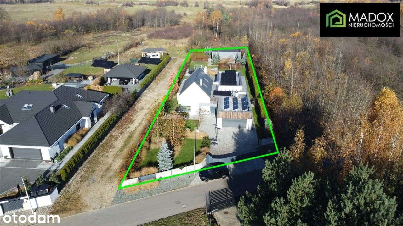 Dom, 240,82 m², Konopiska-19