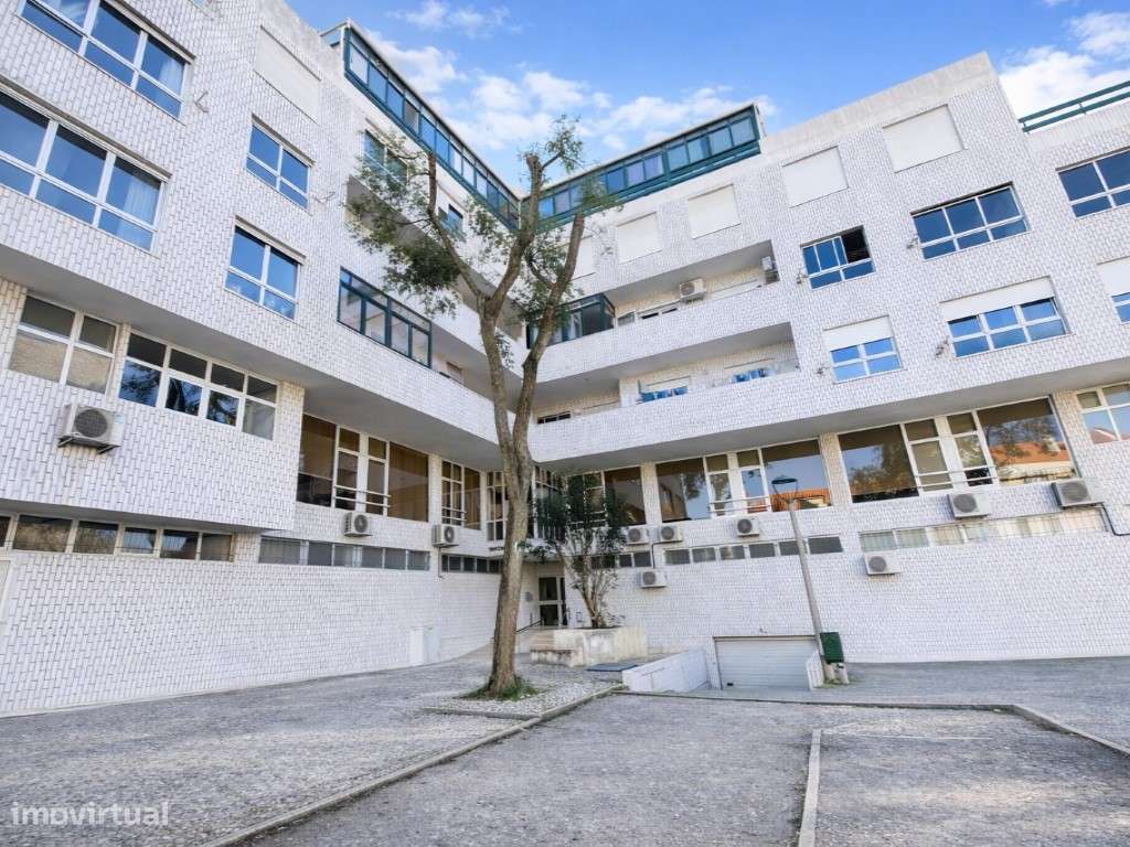 Apartamento T3 Exclusivo no Centro de Setúbal-0