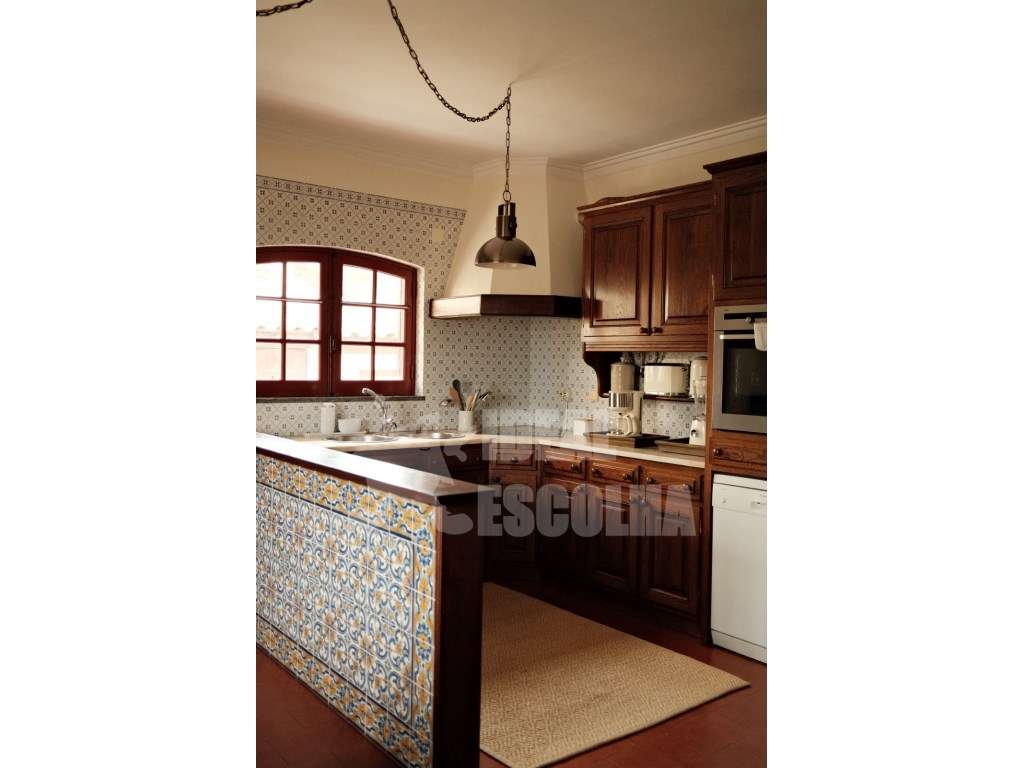 EXCELENTE MORADIA -850.000 €
 MUITO PERTO DAS PRAIAS ...
 BELVERD...-7