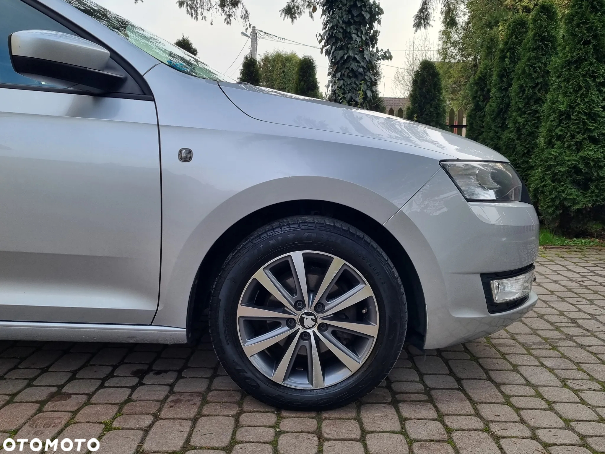 Skoda RAPID 1.2 TSI Ambition - 25