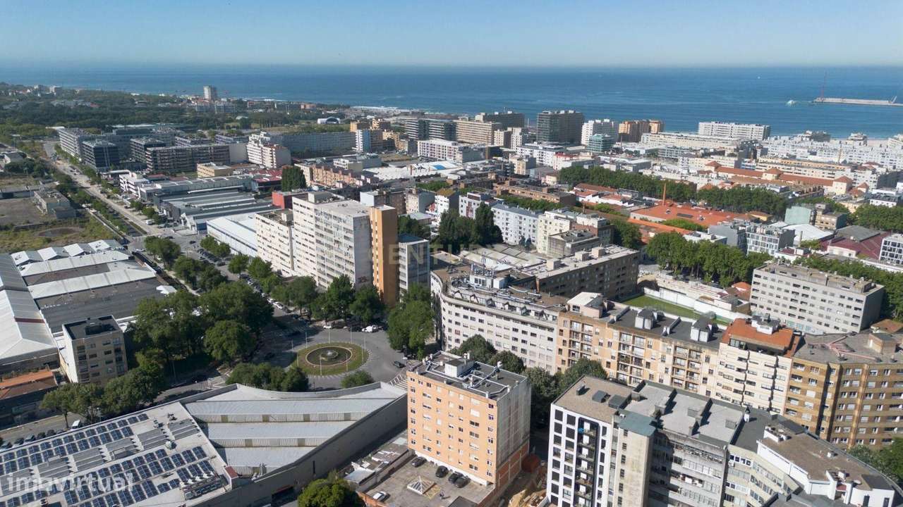 Apartamento T2 em Matosinhos com Vista para a Cidade-20