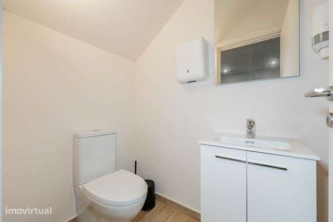 MORADIA GEMINADA T4+1, 4 Suites em PALMEIRA, BRAGA-31
