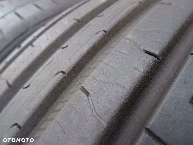 215/50/R19 93T GOODYEAR EFICIENT GRIP PERFORMANCE - 9