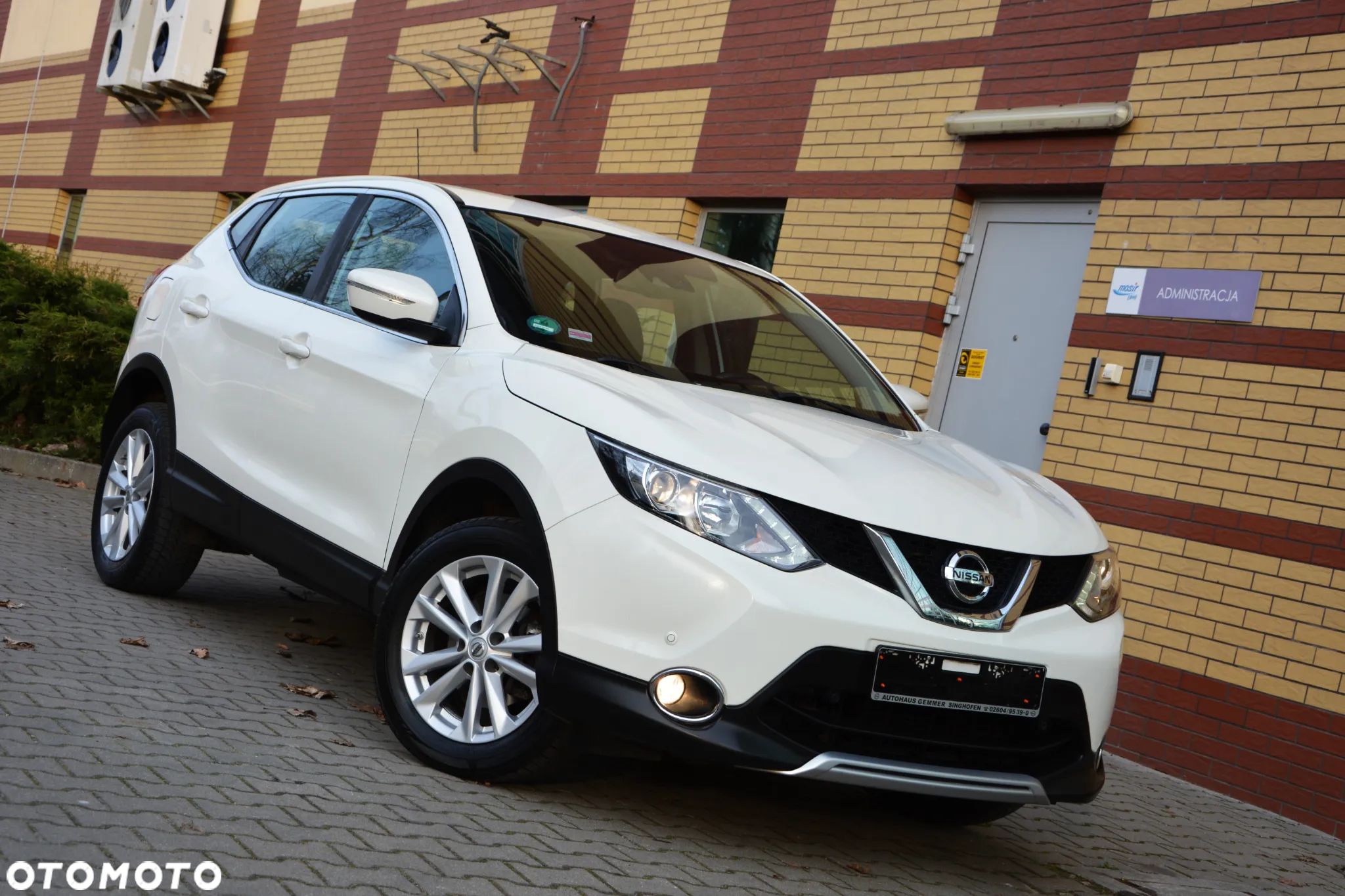 Nissan Qashqai 1.6 DCi DPF Start/Stop tekna - 1