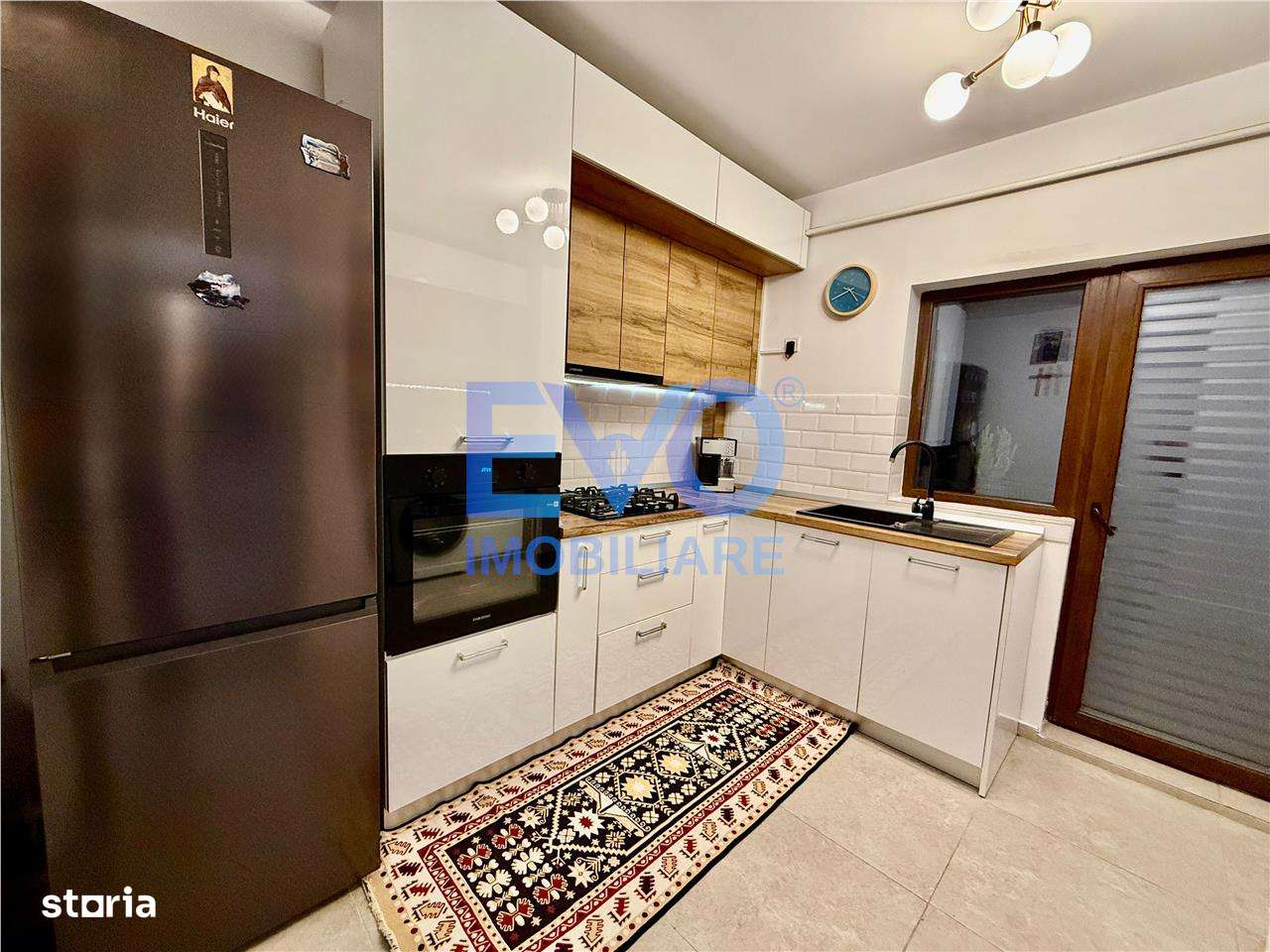 De vanzare,  apartament 3 camere, gradina 34mp, loc de parcare, Lunca-8