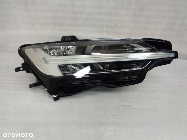 Reflektor prawy lampa Volvo V60 S60 CC 2019 r Full Led Przód - 7