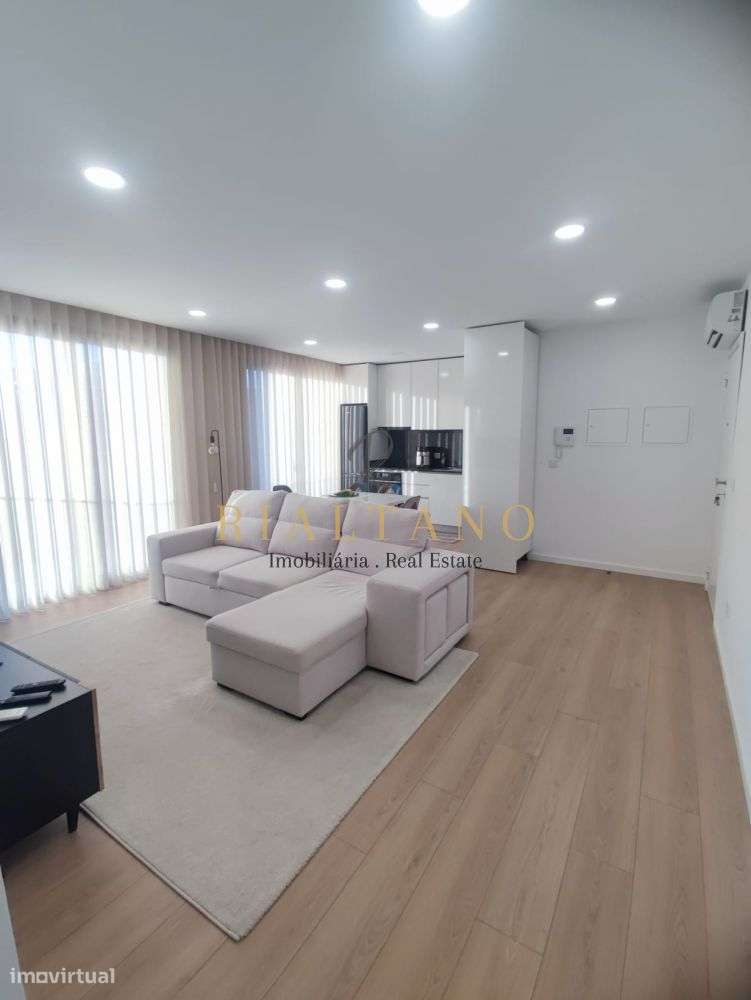 Apartamento T2 em Ílhvo-1