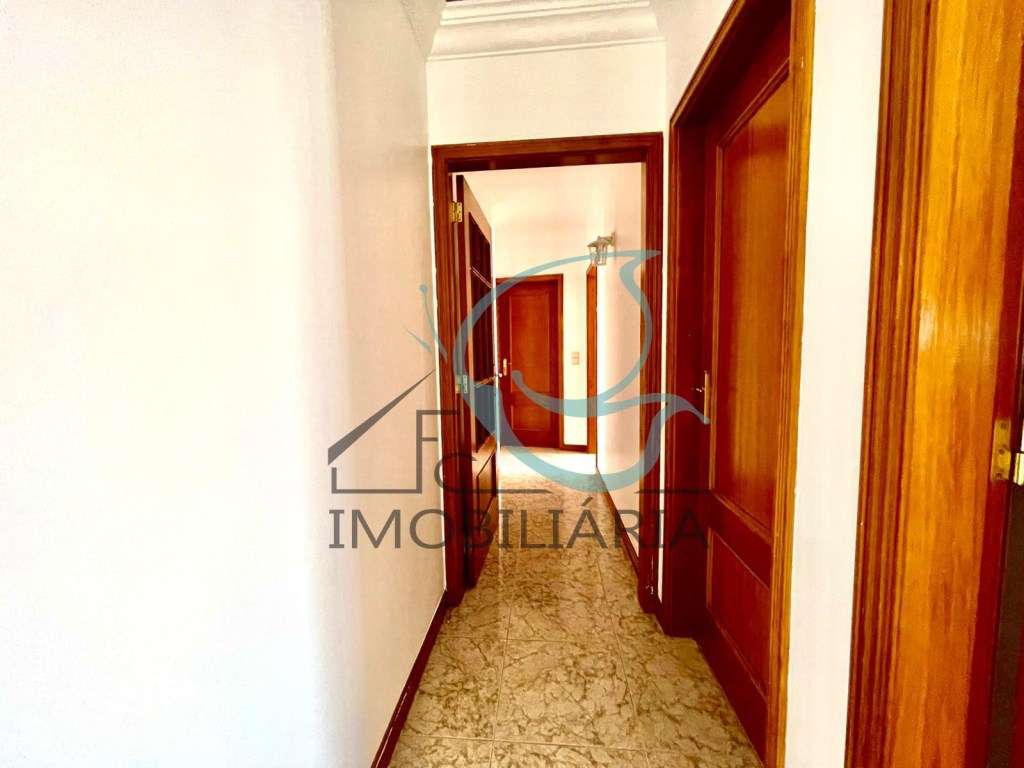 Excelente Apartamento T3 em Setúbal-6