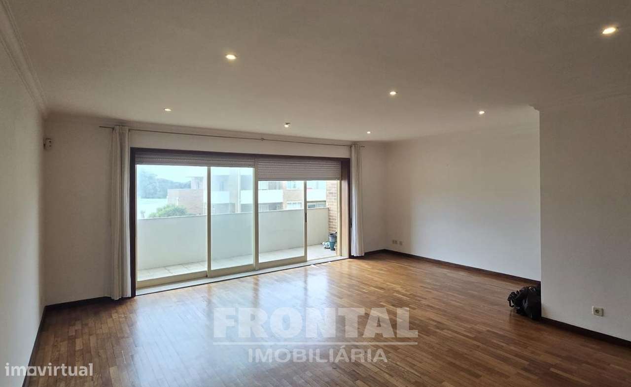 T3 Duplex em Condomínio Fechado com Piscina | Lavra, Matosinhos-6
