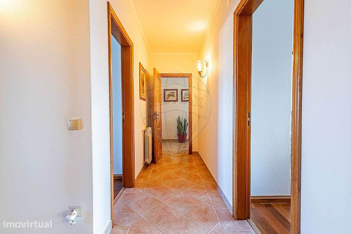 Moradia T4 para venda-25