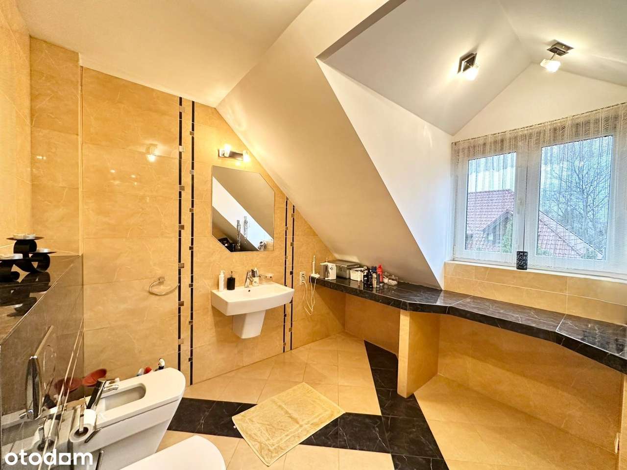 Słoneczny dom jednorodzinny, duża działka świetna okolica bez prowizji-15