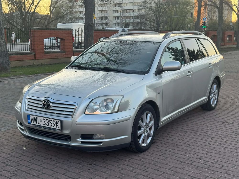 Toyota Avensis II 1.8 VVT-i Sol 2004