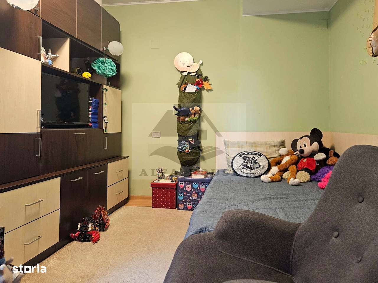 Oportunitate - Apartament cu trei camere in vila, zona Tractorul 70 mp-19