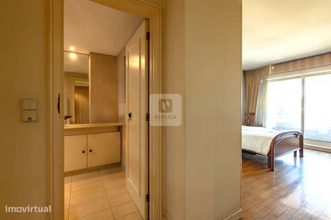 Apartamento T2 com Vistas Mar nos Pinhais da Foz-12