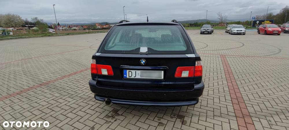 BMW Seria 5 525i - 9