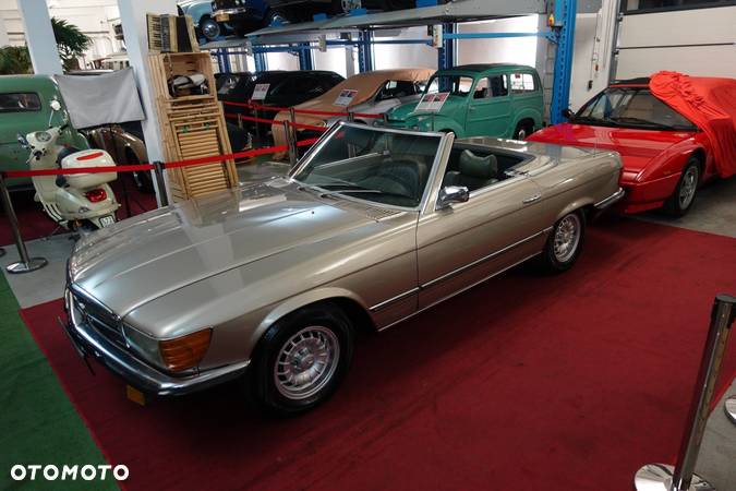 Mercedes-Benz SL - 40