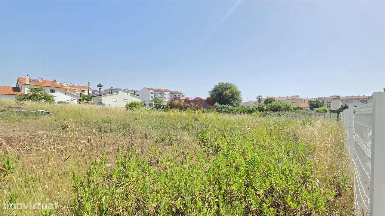 Terreno Para Construção T3 Venda em Nossa Senhora de Fátima,Entroncame-21